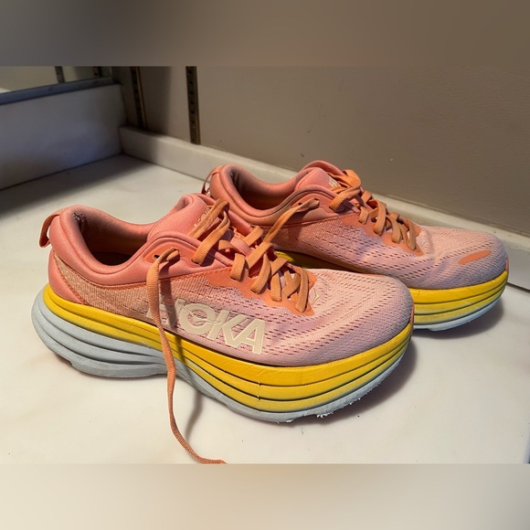 Hoka Shoes - HOKA Bondi 8 Women's Athletic Shoes, Size 7